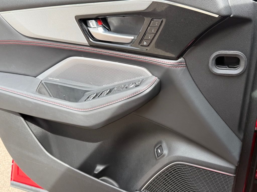 2025 Acura MDX A-Spec SH-AWD photo 31