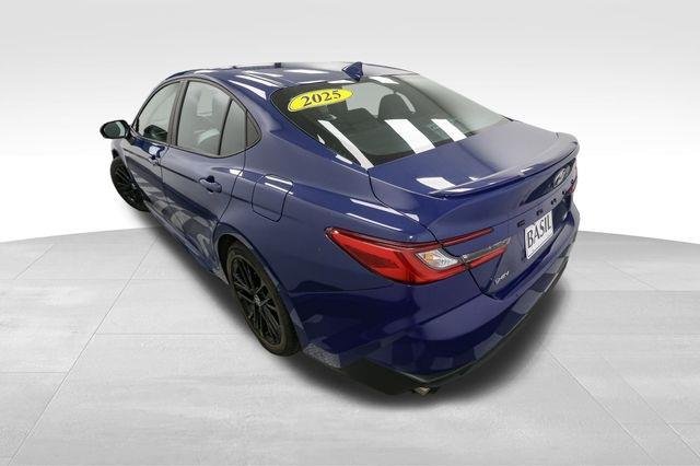 2025 Toyota Camry XSE photo 9