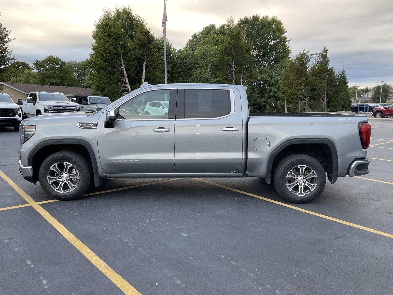 2025 Gmc Sierra 1500 SLT photo 4