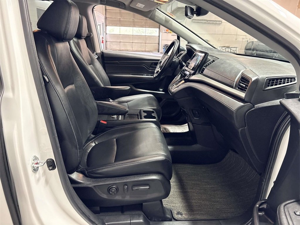 2024 Honda Odyssey EX-L photo 30