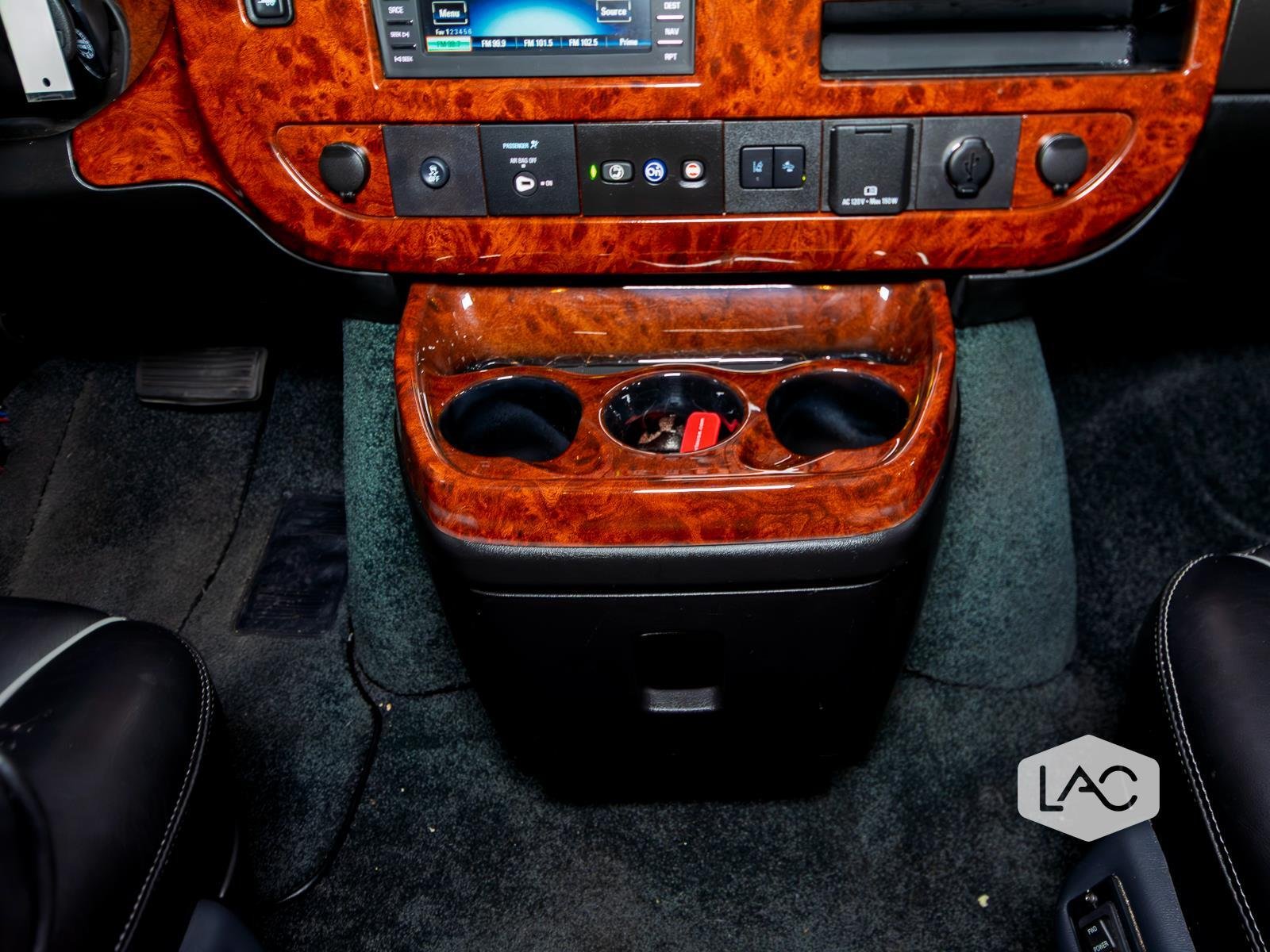 2019 Chevrolet Express photo 19