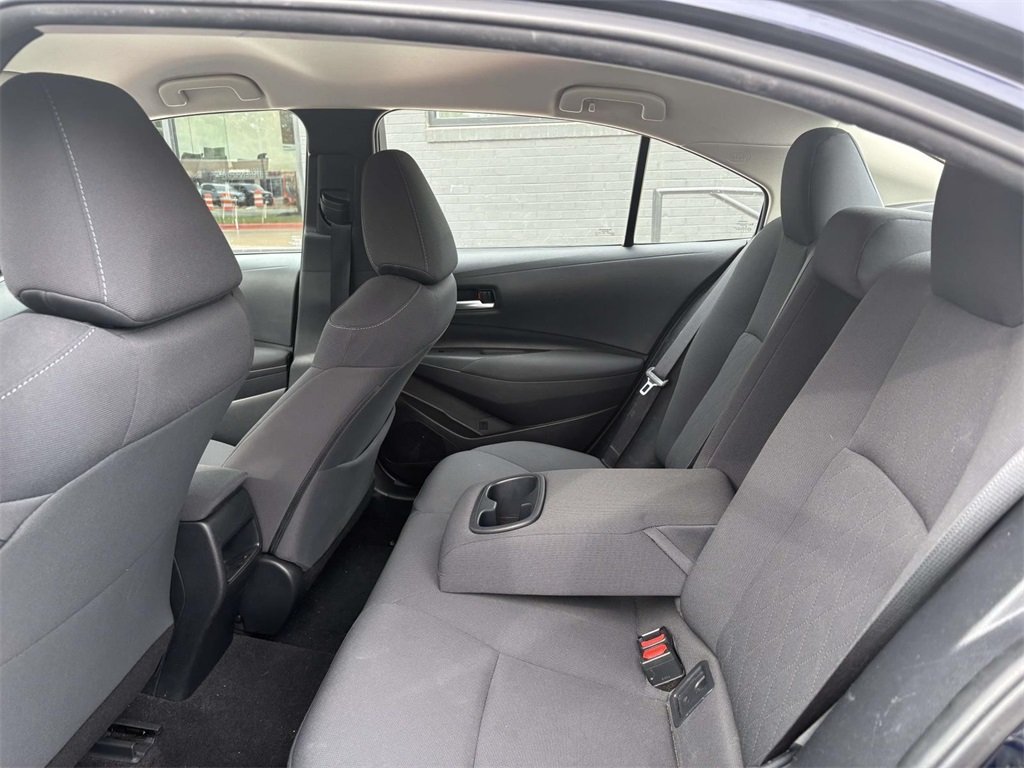 2020 Toyota Corolla LE photo 6