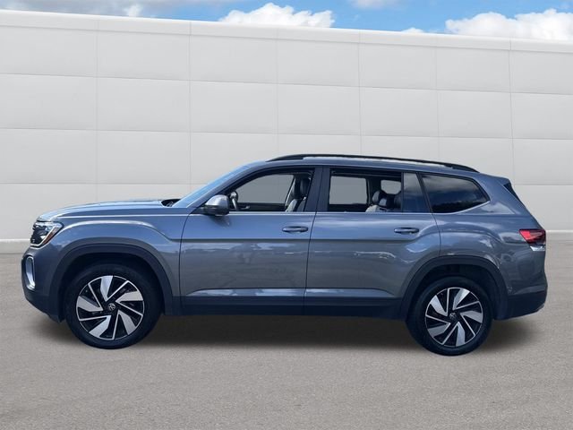 2025 Volkswagen Atlas SE Technology photo 2