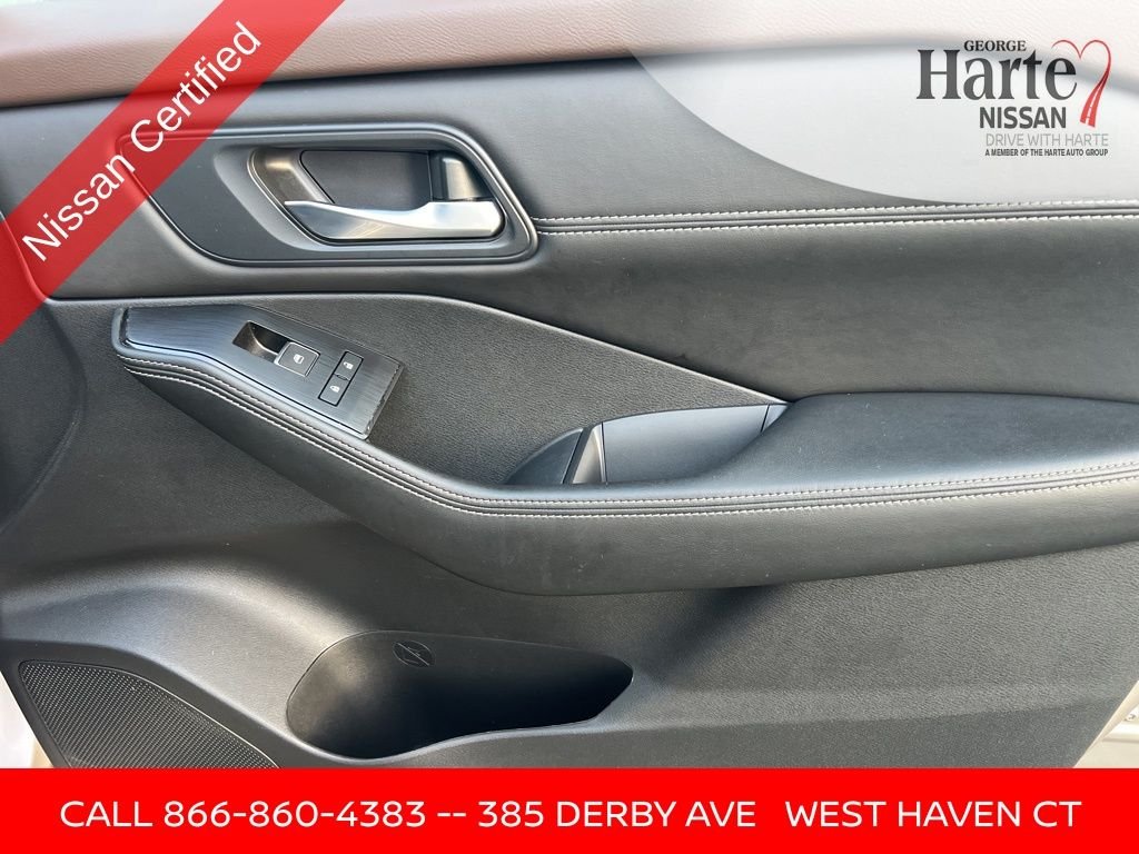 2022 Nissan Rogue SL photo 24