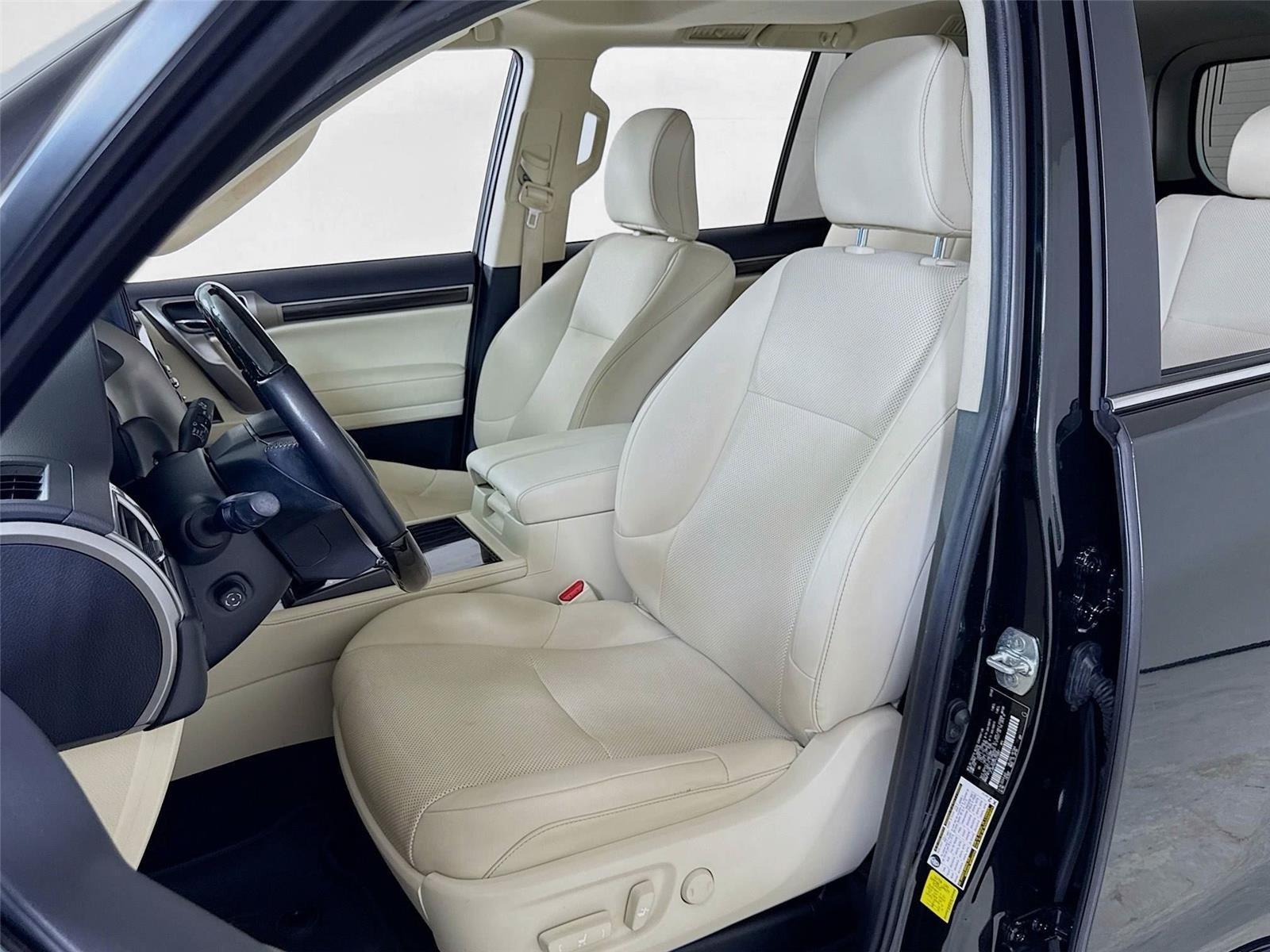 2023 Lexus GX 460 Premium photo 9