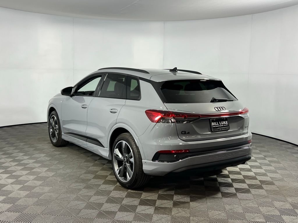 2024 Audi Q4 E-tron Premium Plus photo 3
