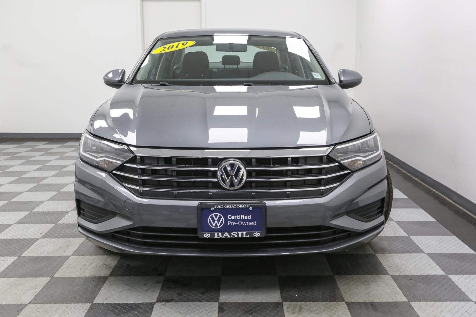 2019 Volkswagen Jetta S photo 3