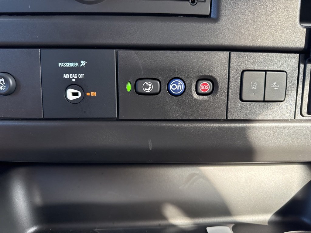 2025 Chevrolet Express 3500 Work Van photo 16