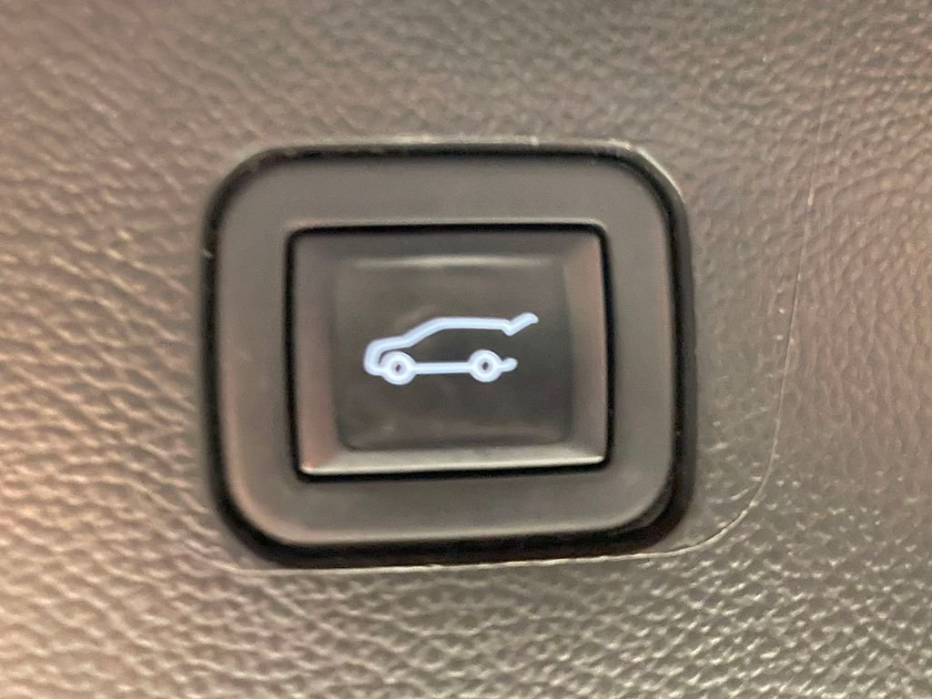 2023 Chevrolet Traverse RS photo 11
