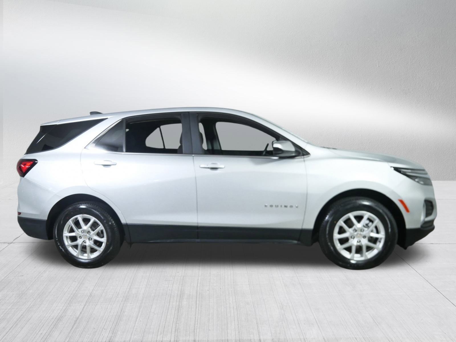 2022 Chevrolet Equinox LT photo 6