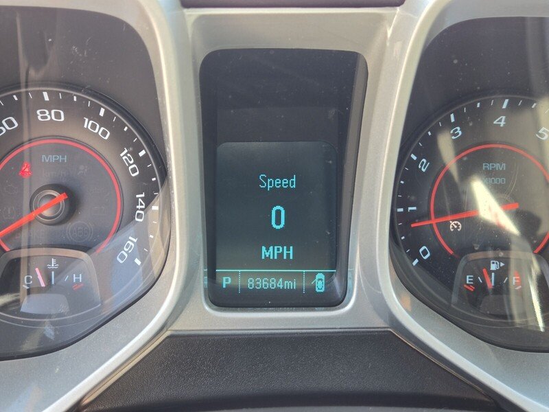 2015 Chevrolet Camaro 1LT photo 13