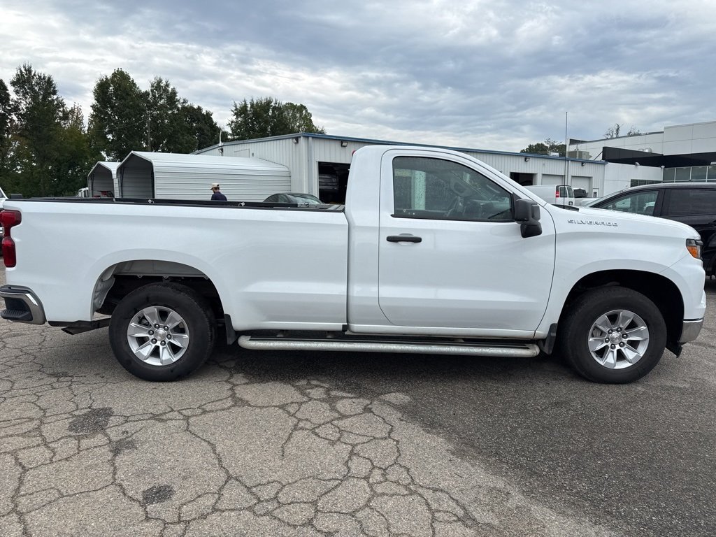 2024 Chevrolet Silverado 1500 photo 4