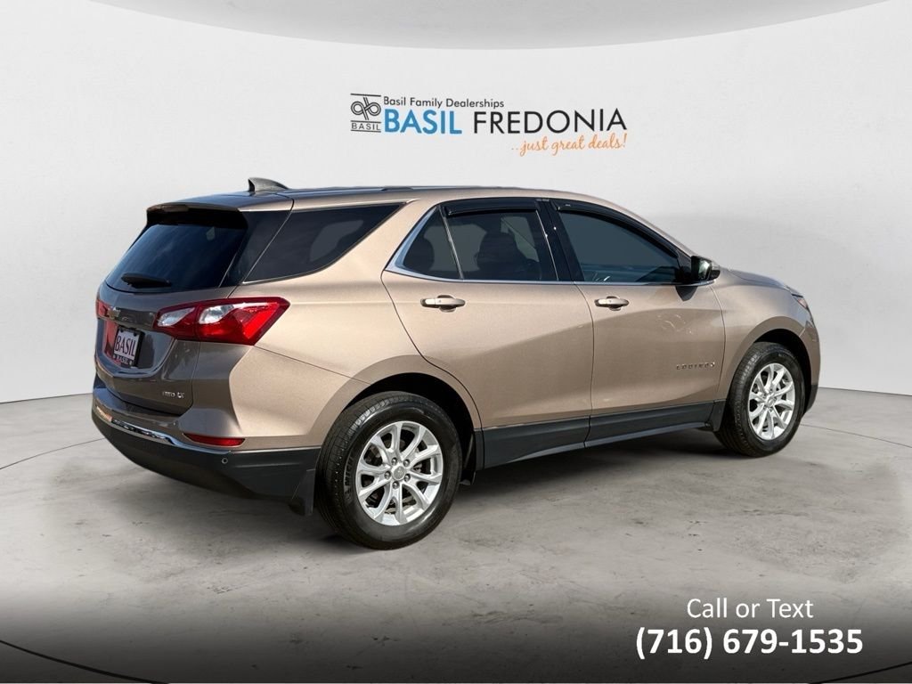 2018 Chevrolet Equinox LT photo 4