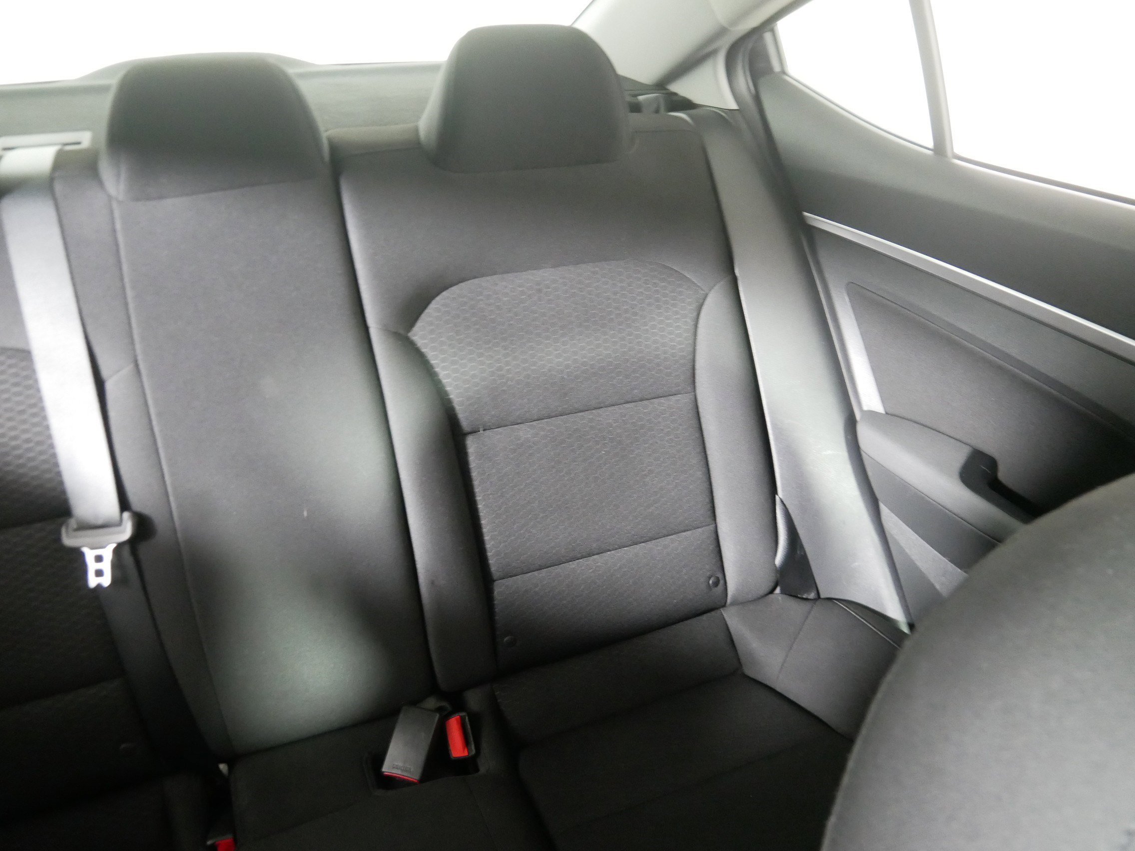 2020 Hyundai Elantra SEL photo 14