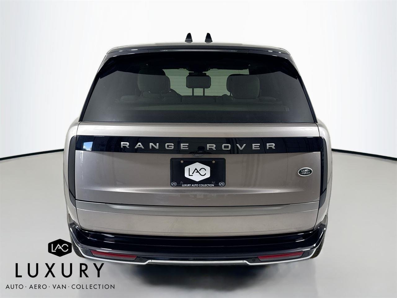 2023 Land Rover Range Rover SE photo 5