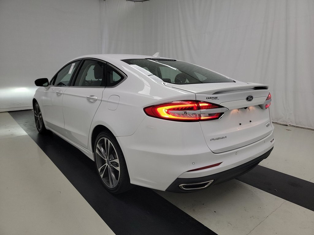 2020 Ford Fusion Titanium photo 2