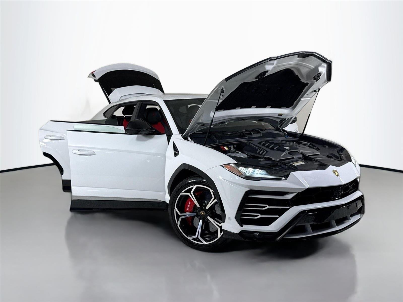 2021 Lamborghini Urus photo 39
