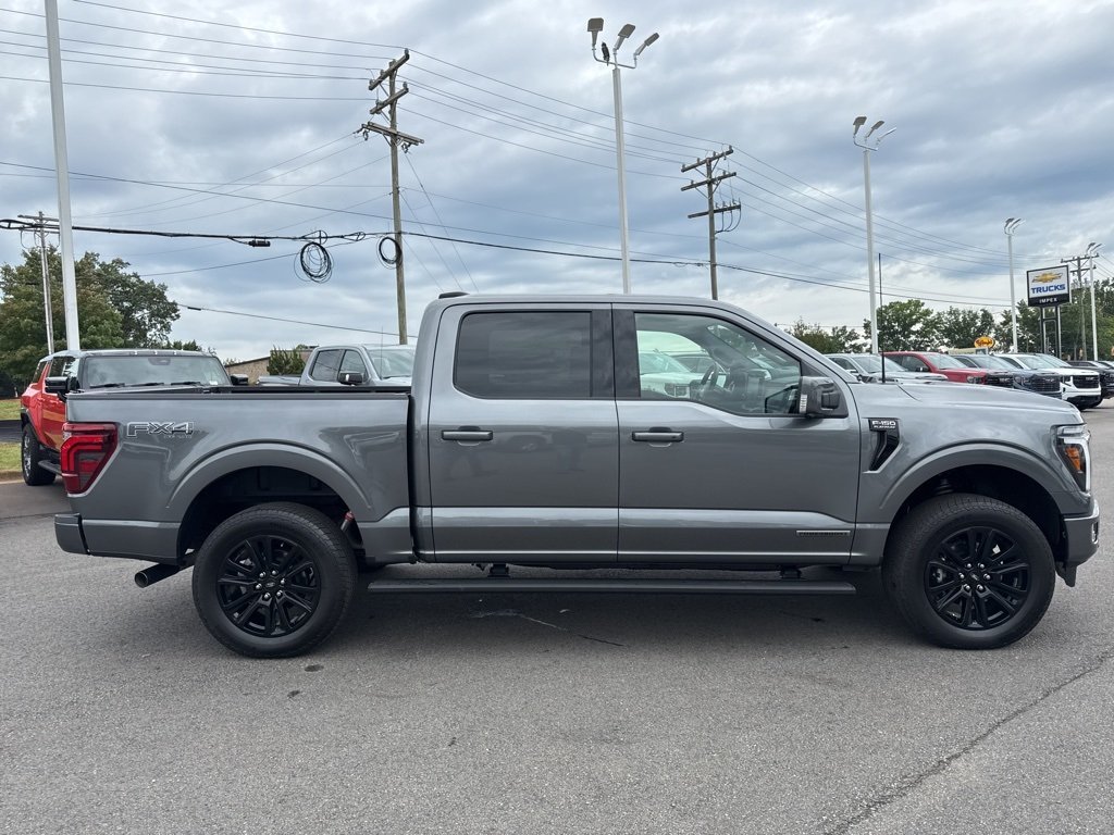 2025 Ford F-150 Platinum photo 6