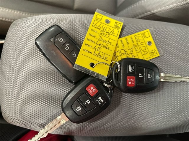 2019 Toyota Corolla XLE XSE photo 18