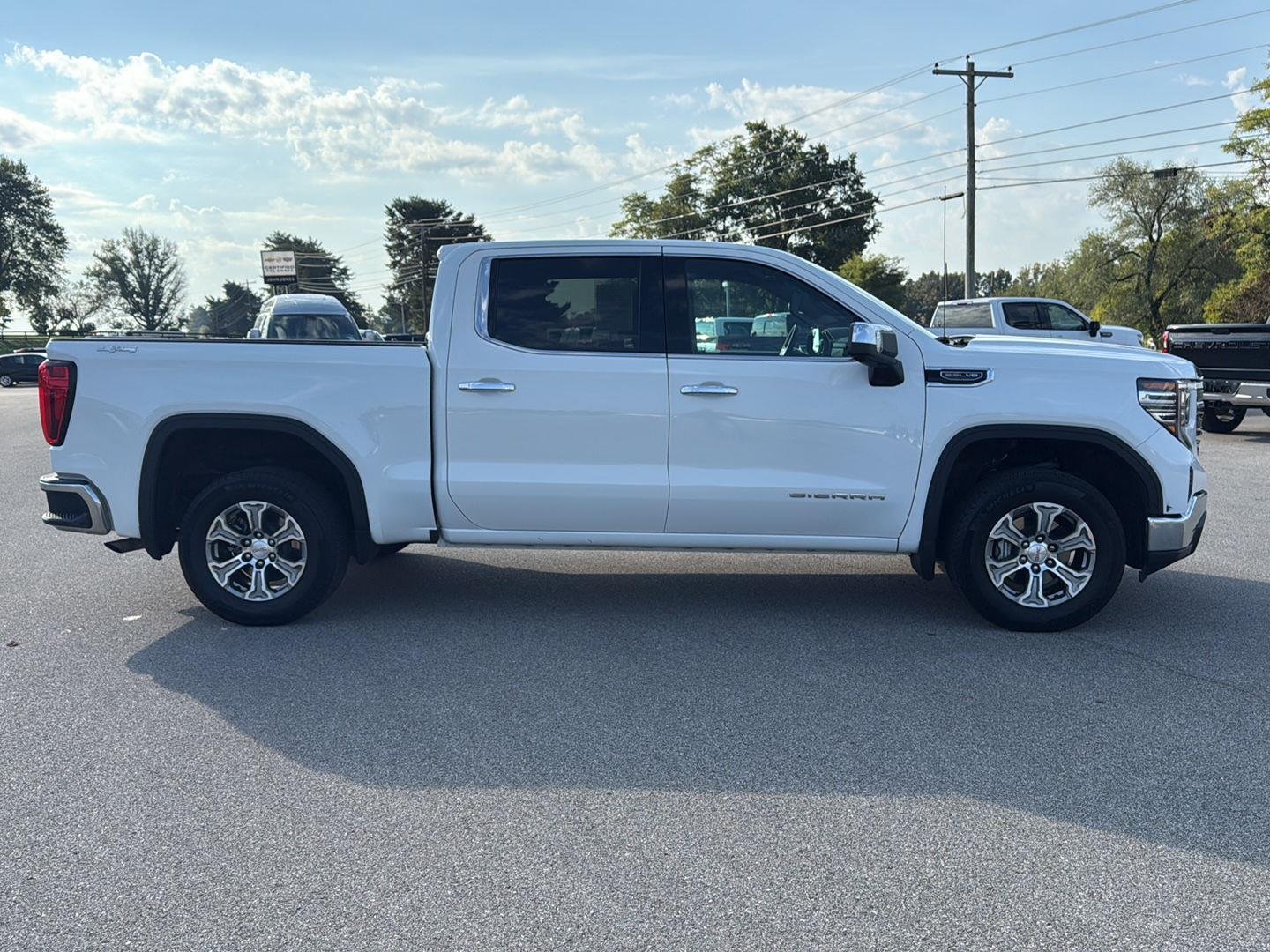 2025 Gmc Sierra 1500 SLT photo 4