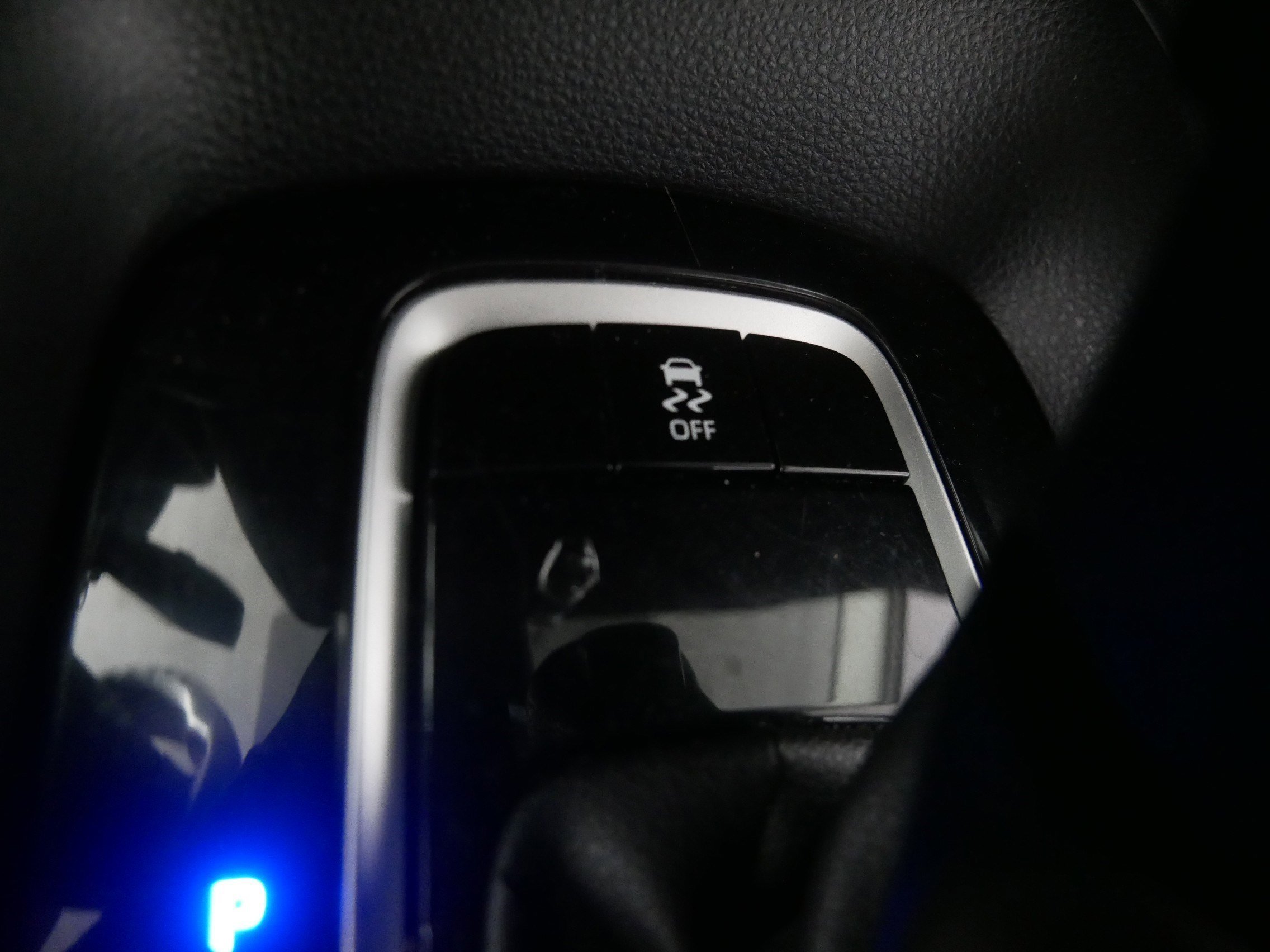 2022 Toyota Corolla LE photo 25