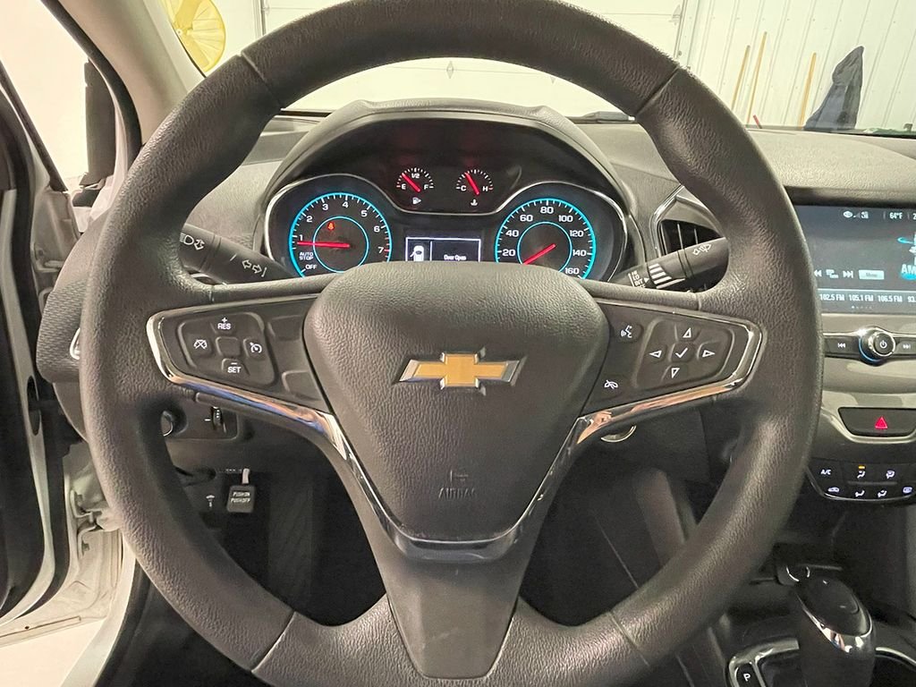 2018 Chevrolet Cruze LT photo 26