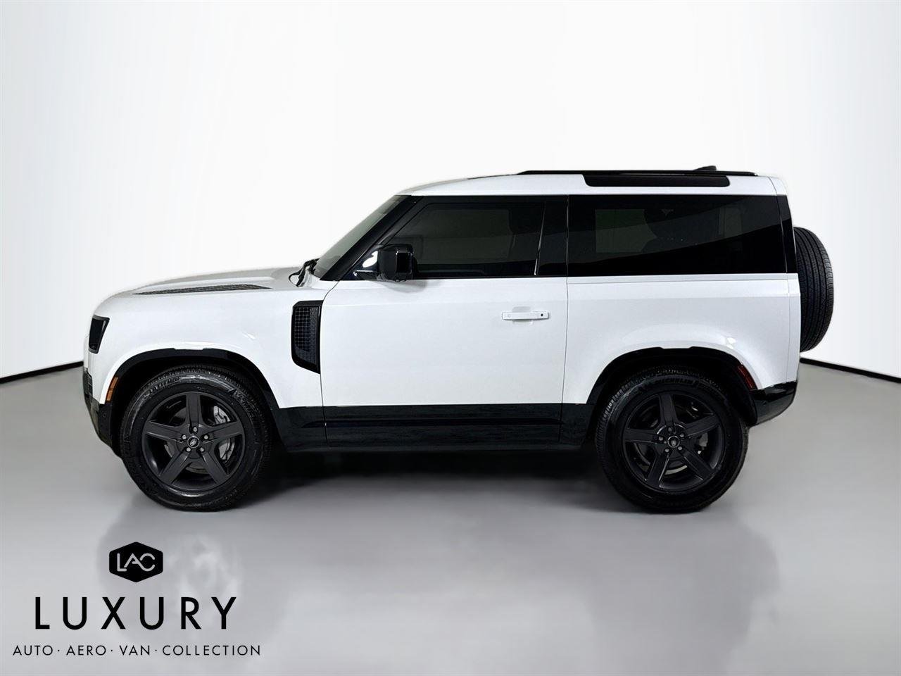 2024 Land Rover Defender X-Dynamic SE photo 5