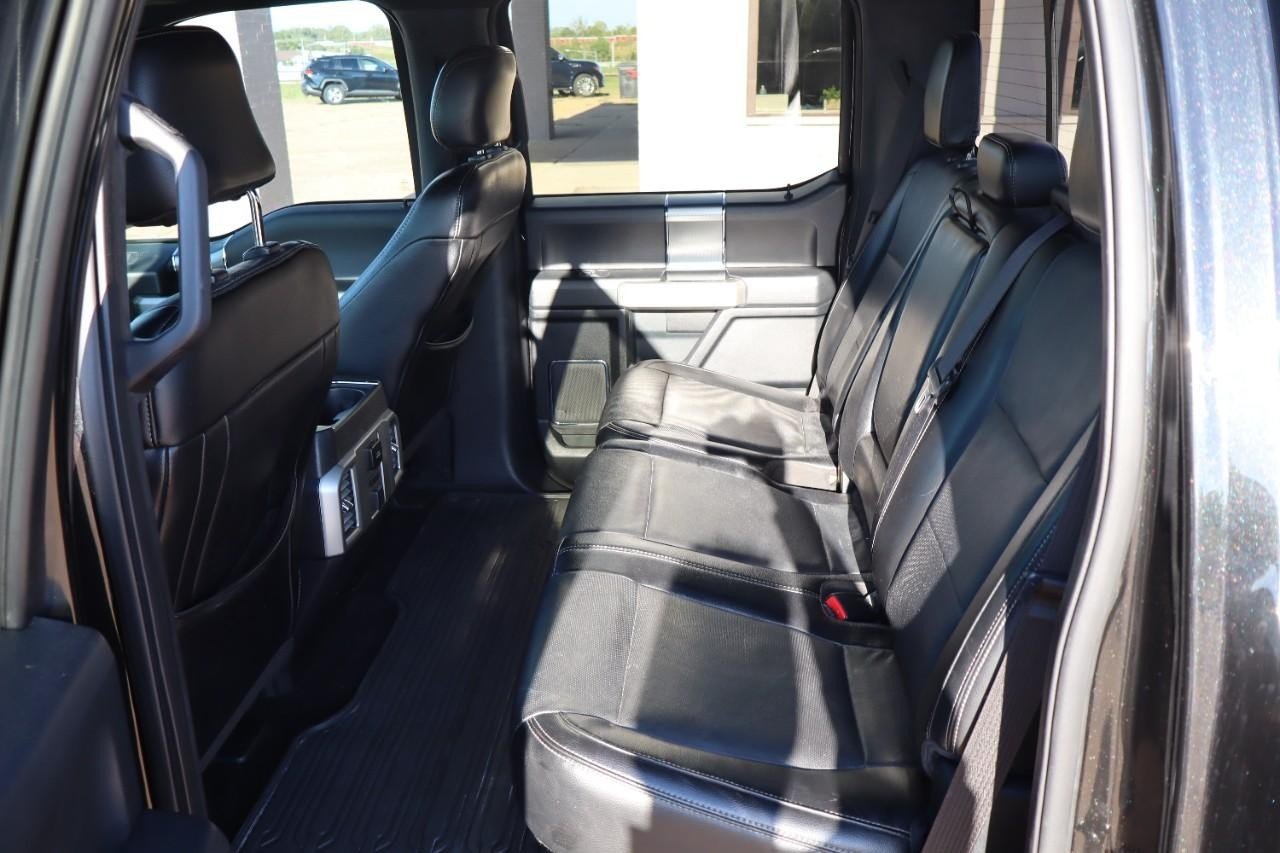 2015 Ford F-150 Lariat photo 13