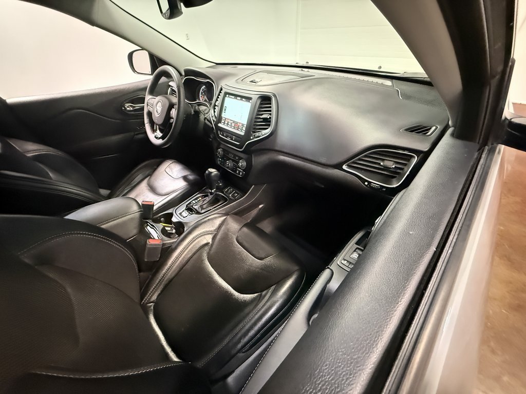 2023 Jeep Cherokee Altitude photo 50