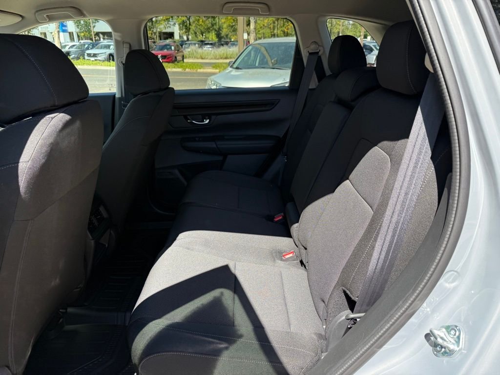 2025 Honda CR-V LX photo 17