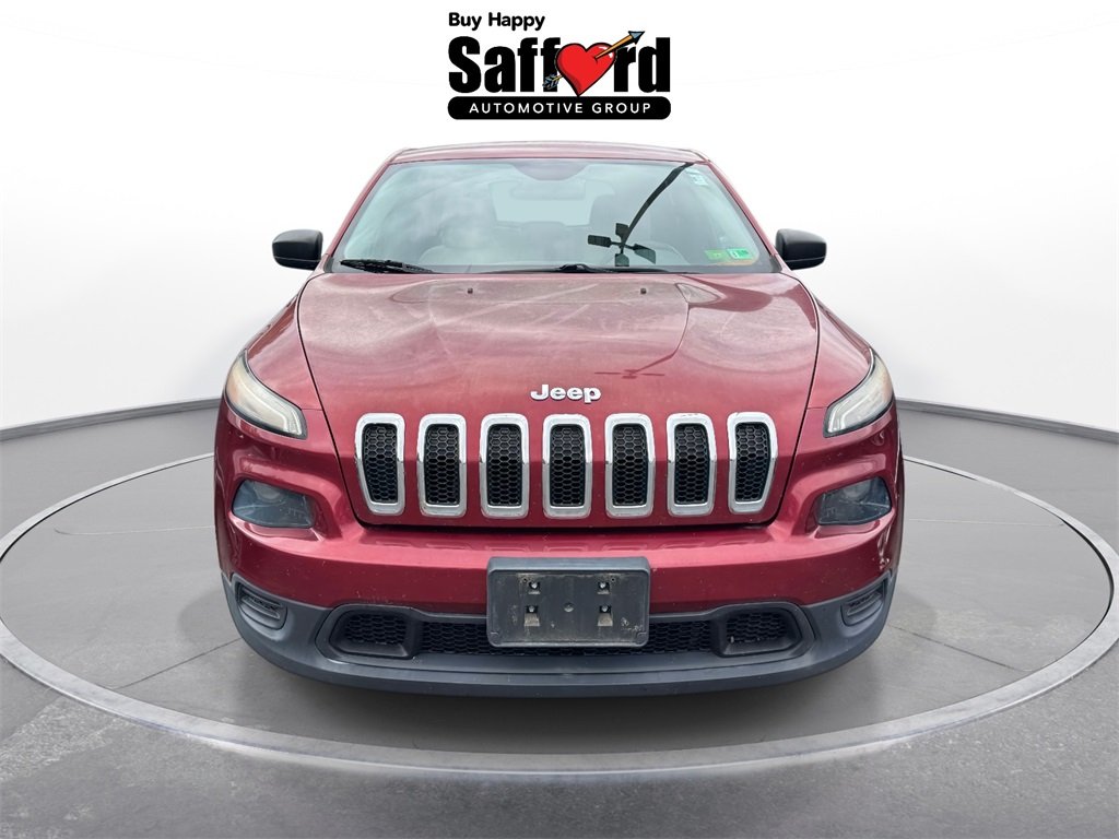 2016 Jeep Cherokee Sport photo 2