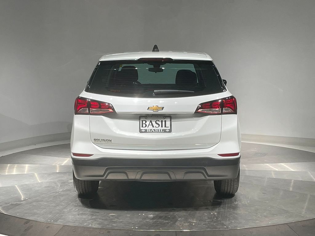 2023 Chevrolet Equinox LS photo 7