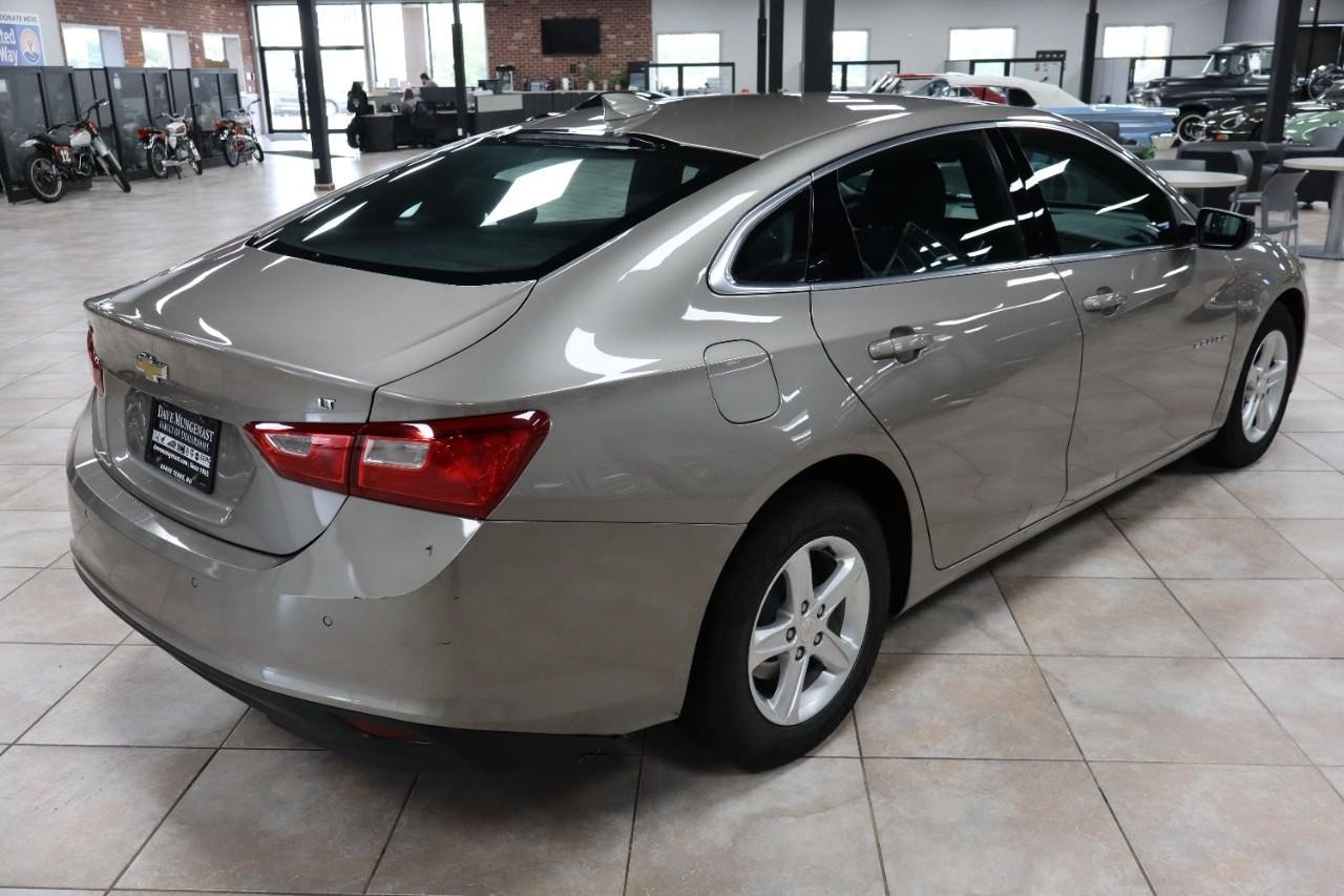 2023 Chevrolet Malibu 1LT photo 4