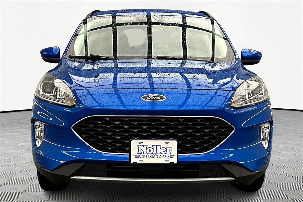 2021 Ford Escape SEL photo 3