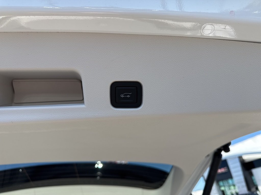 2025 Gmc Acadia Denali photo 28