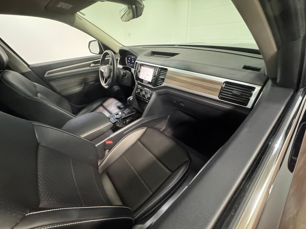 2023 Volkswagen Atlas SEL photo 52