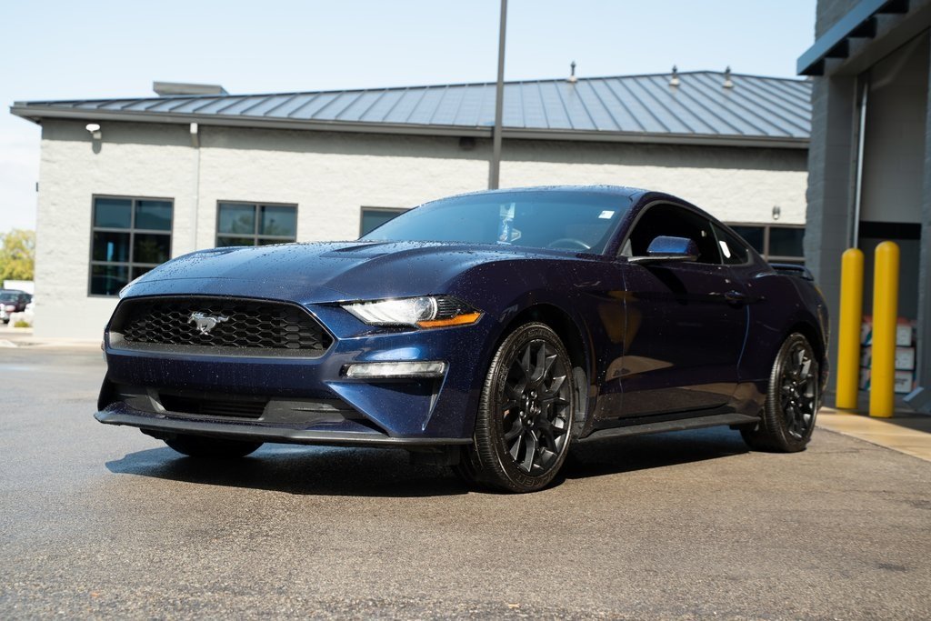 2018 Ford Mustang EcoBoost photo 3