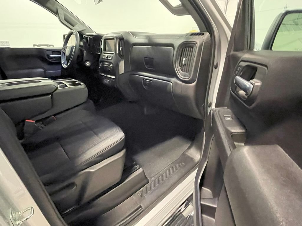 2021 Chevrolet Silverado 1500 Custom photo 21