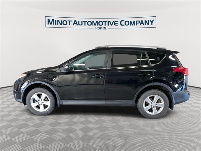 2013 Toyota RAV4 XLE photo 3