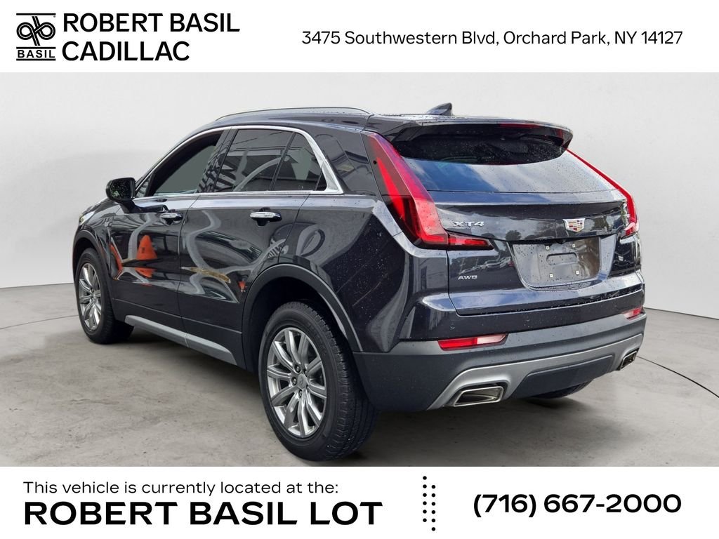 2023 Cadillac XT4 Premium Luxury photo 2