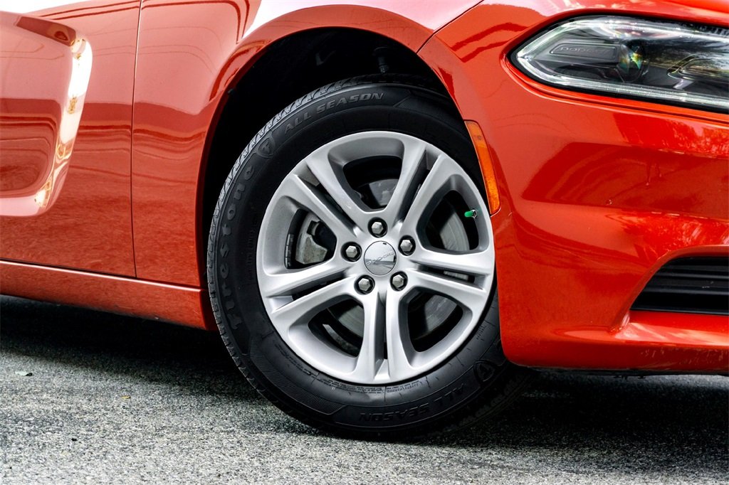 2022 Dodge Charger SXT photo 2