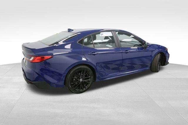 2025 Toyota Camry XSE photo 8