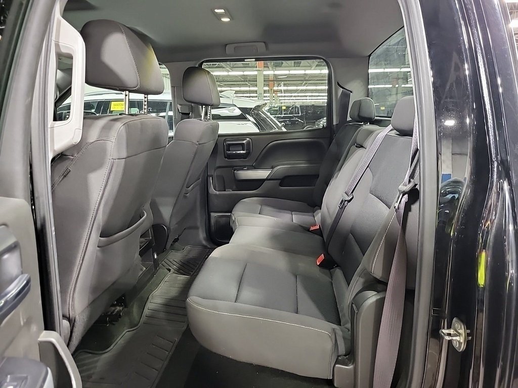 2016 Chevrolet Silverado LT photo 5