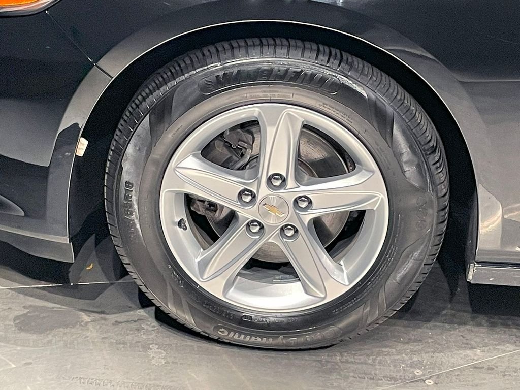 2022 Chevrolet Malibu LS photo 32