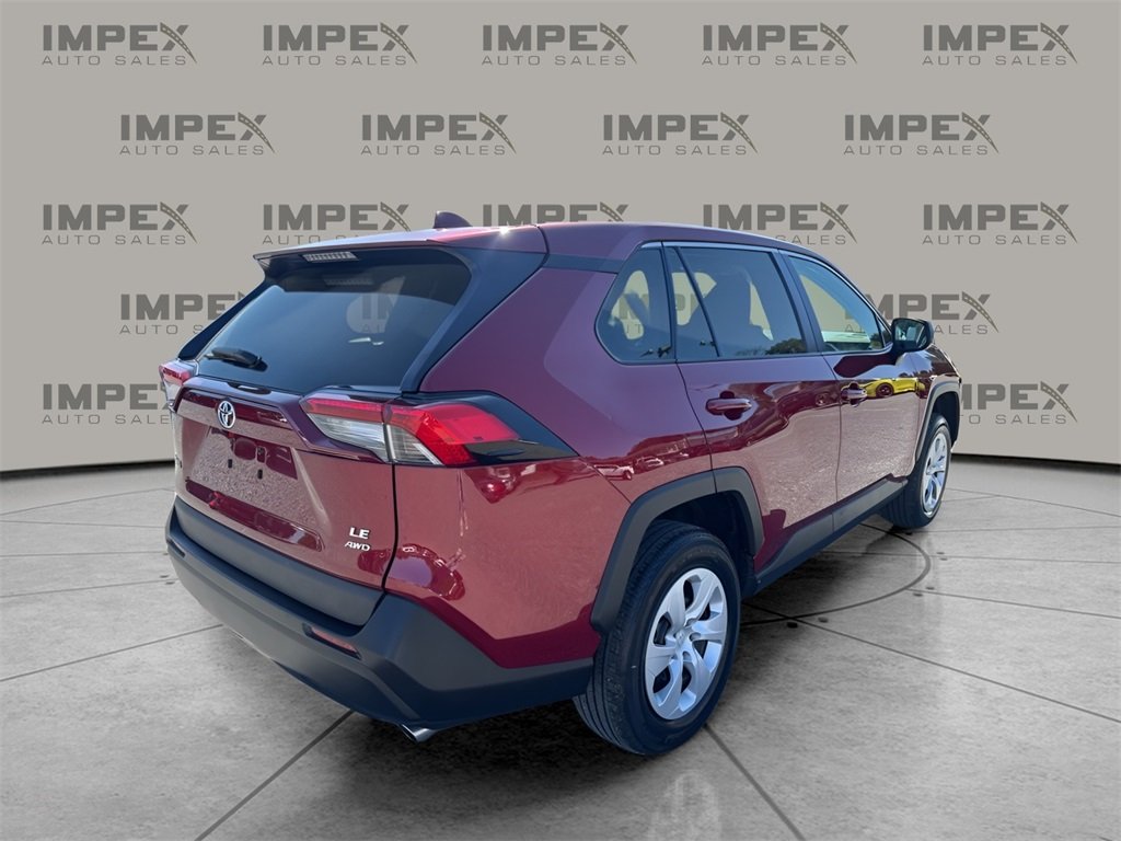2023 Toyota RAV4 LE photo 5
