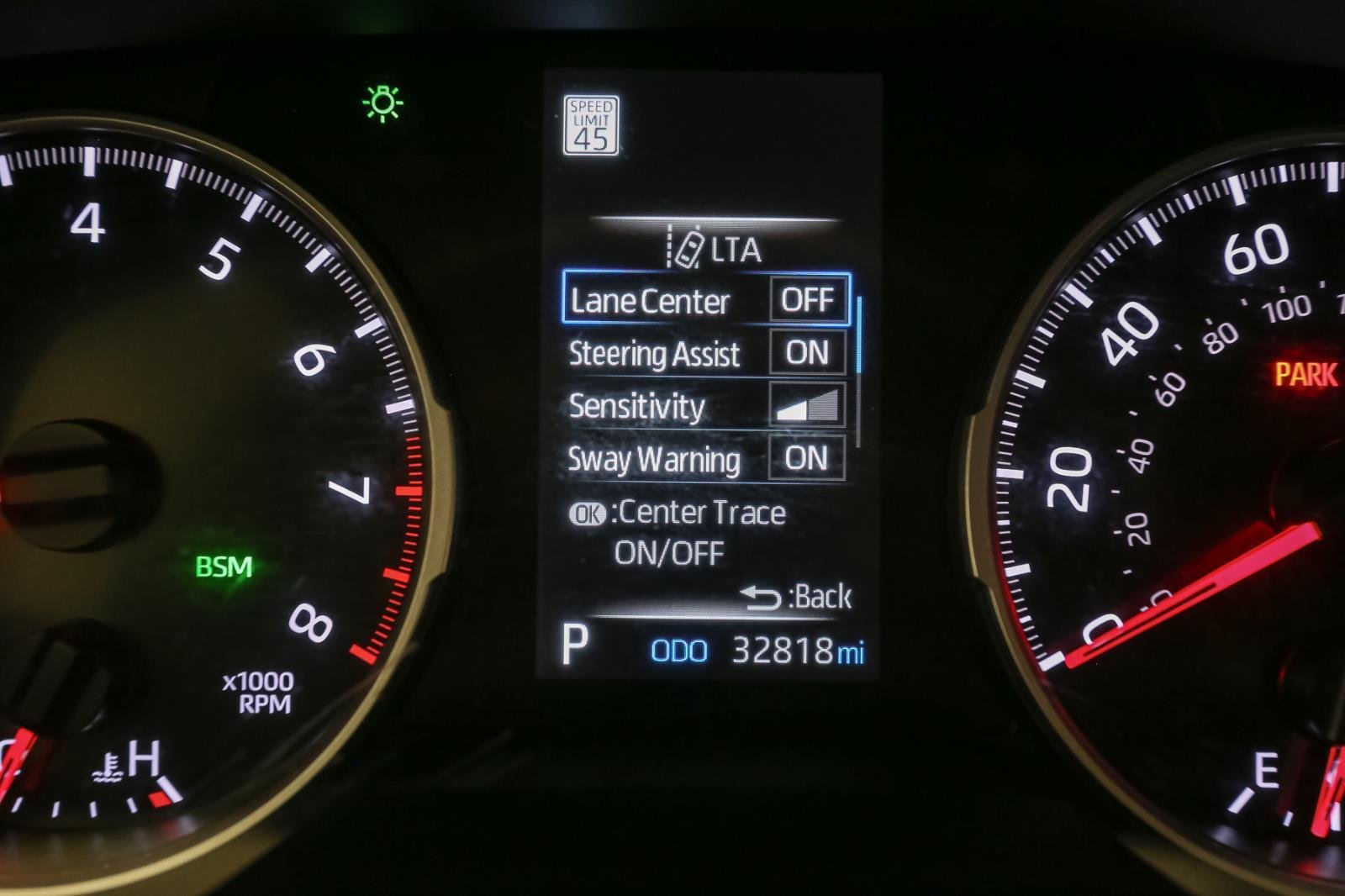 2022 Toyota RAV4 XLE photo 30