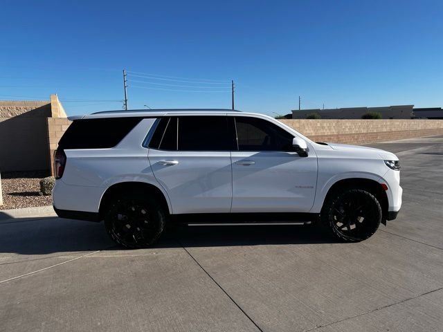 2024 Chevrolet Tahoe LT photo 2