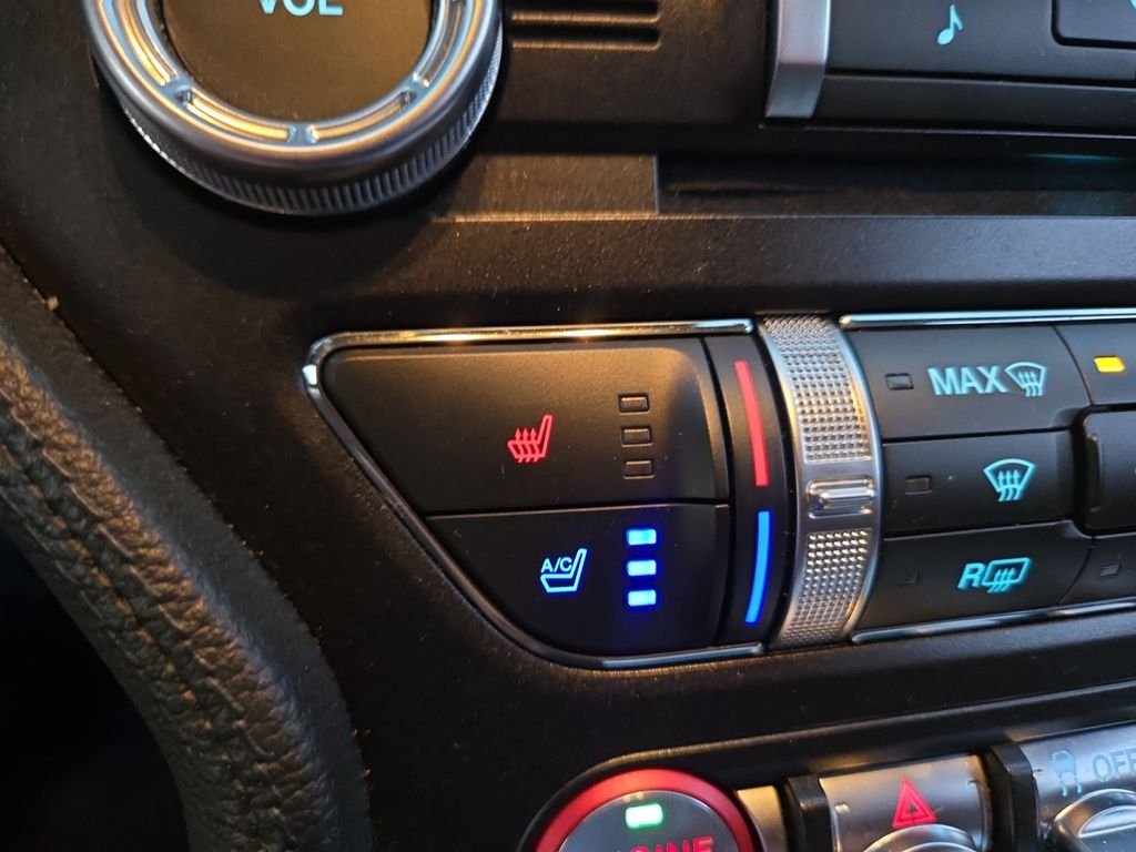 2022 Ford Mustang GT Premium photo 22
