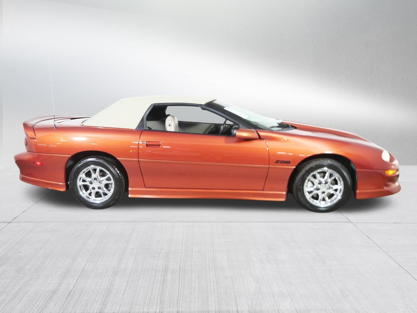 2002 Chevrolet Camaro Sport Coupe photo 8