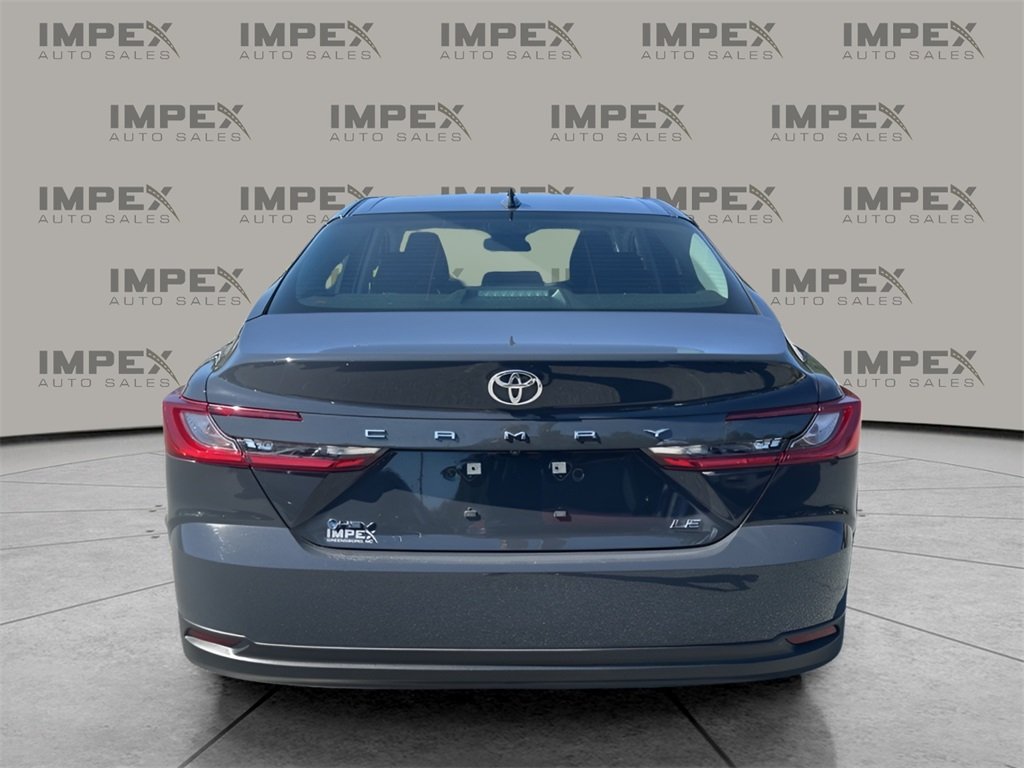 2025 Toyota Camry LE photo 4